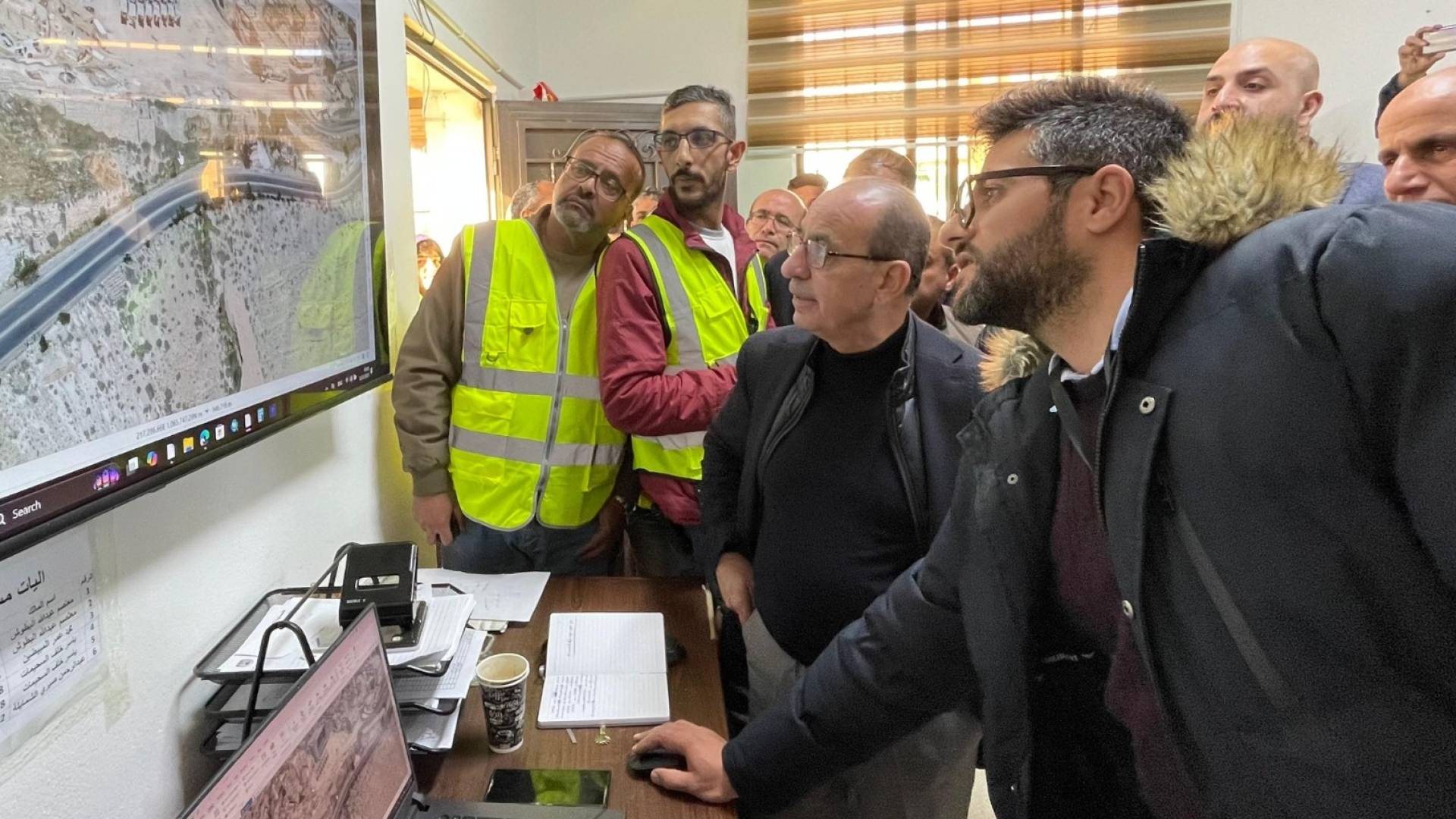 وزير الإدارة المحلية يوجه برفع الجاهزية تحسبا لأمطار غزيرة ومنقولة بالأغوار الجنوبية و الكرك