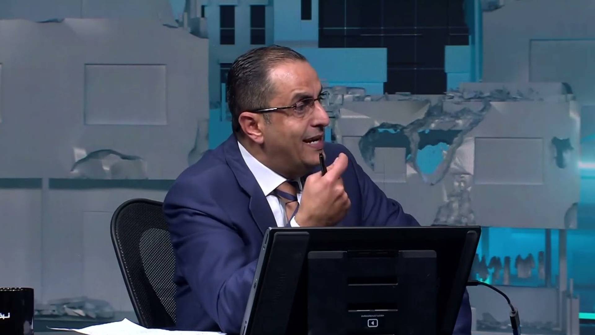 الخبير العسكري والاستراتيجي نضال ابو زيد