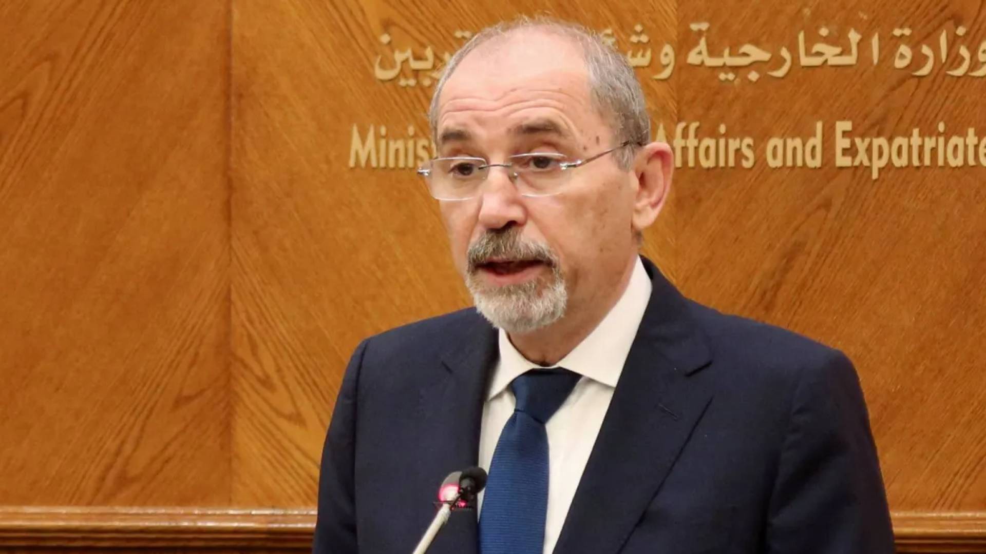 وزير الخارجية ايمن الصفدي