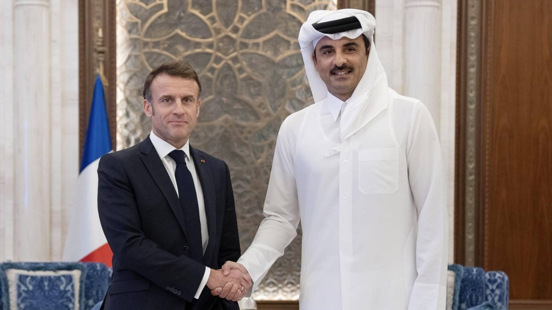 الشيخ تميم بن حمد آل ثاني أمير دولة قطر و الرئيس الفرنسي "إيمانويل ماكرون"