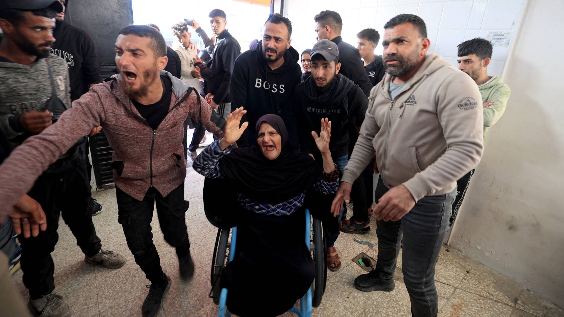 اهالي قطاع غزة