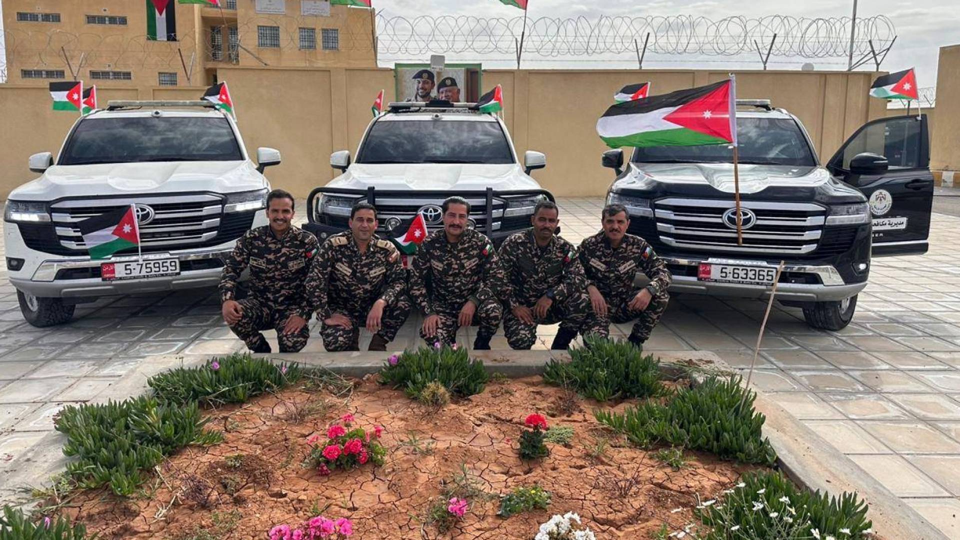 الجمارك الأردنية تحتفي بيوم العلم