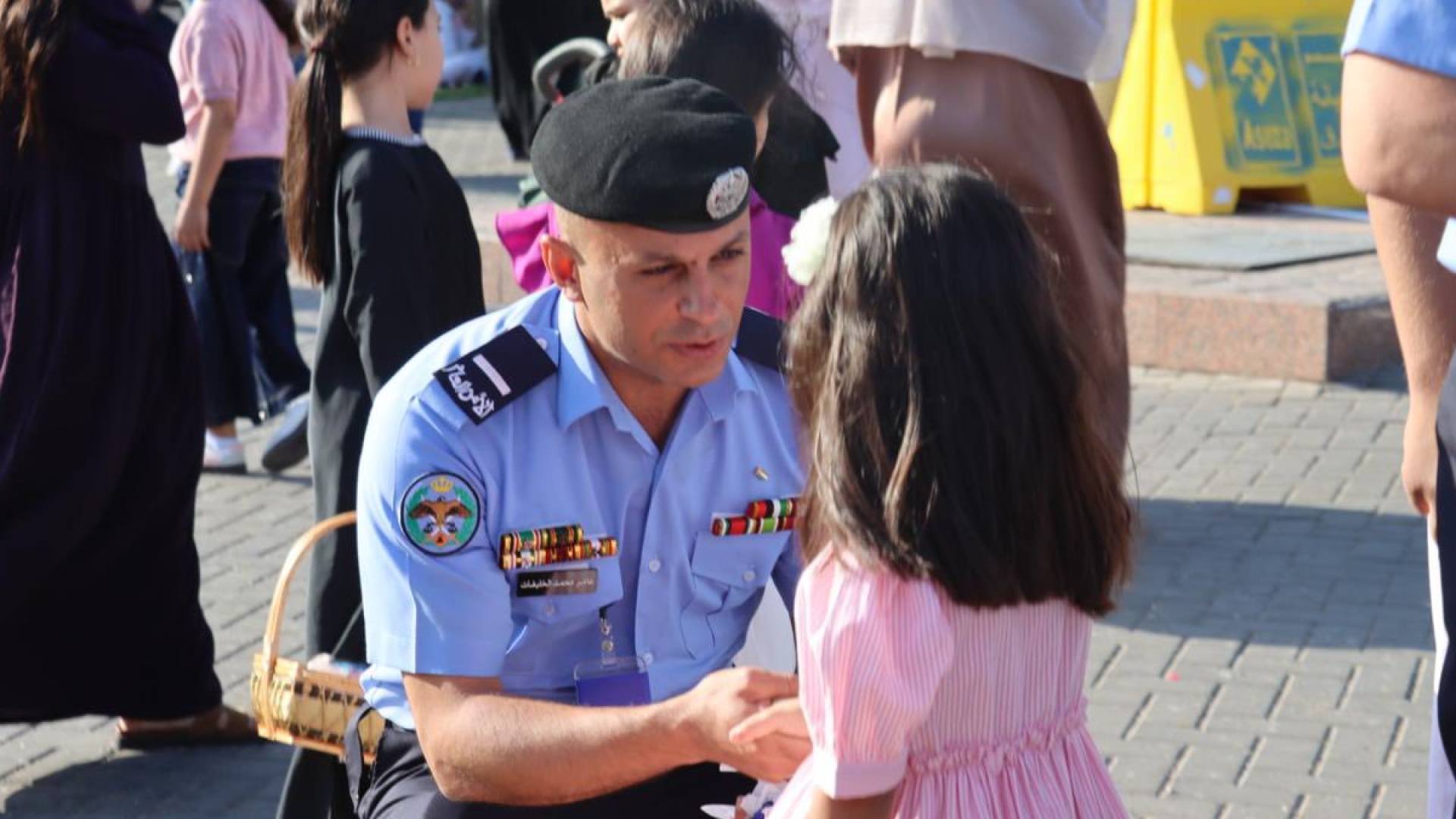نشامى الأمن العام بمصليات العيد