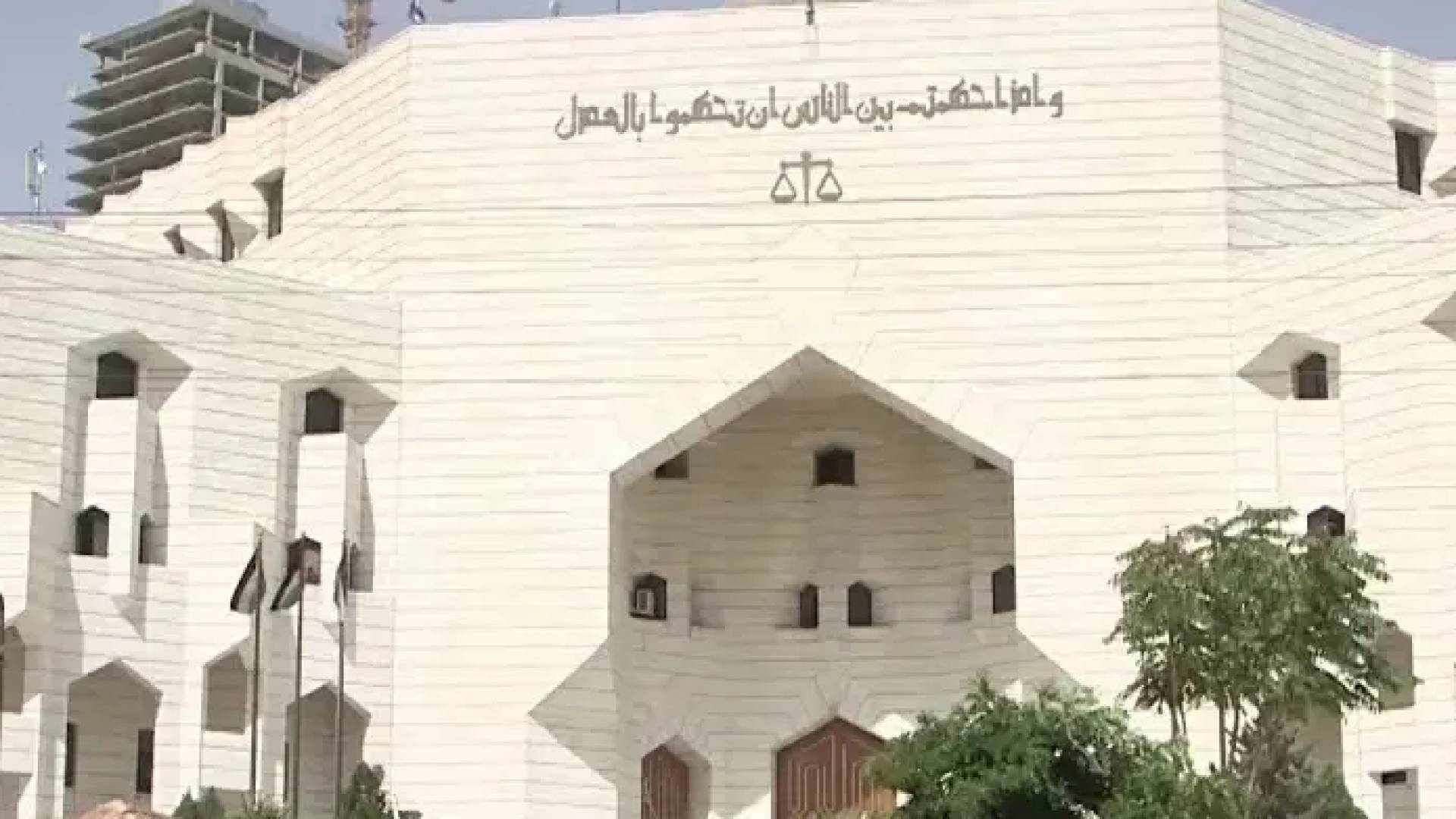 الجنايات الكبرى توجه تهمة القتل العمد مع سبق الإصرار لقاتلي صديقهما بشارع الأردن