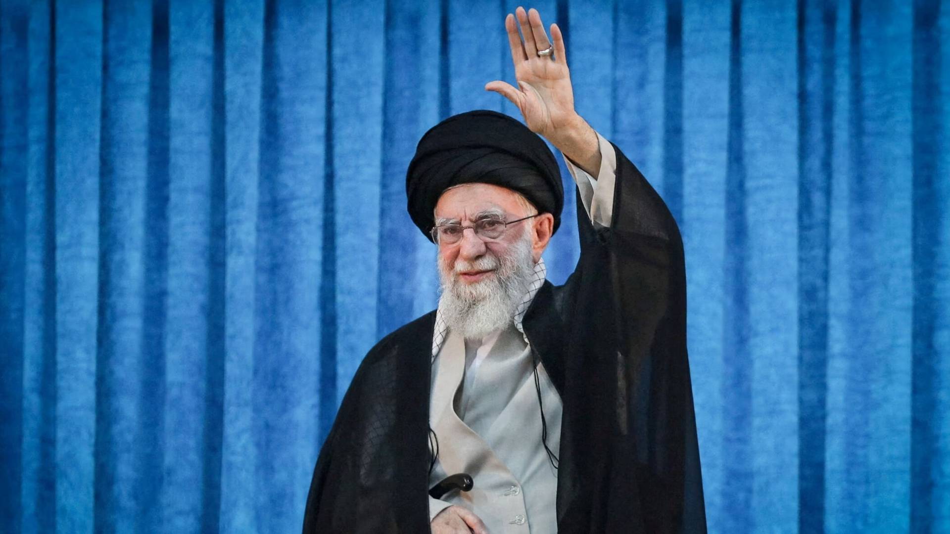 علي خامنئي