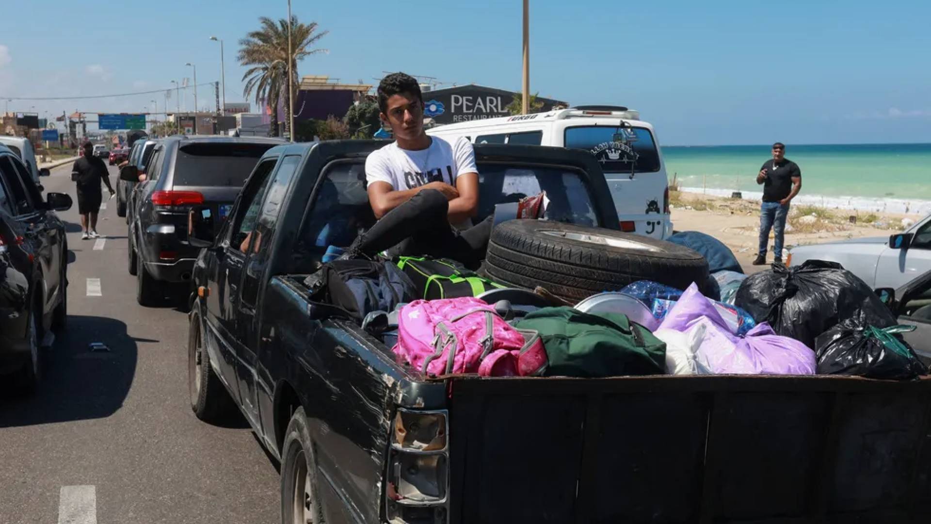 نزوح عائلات لبنانية