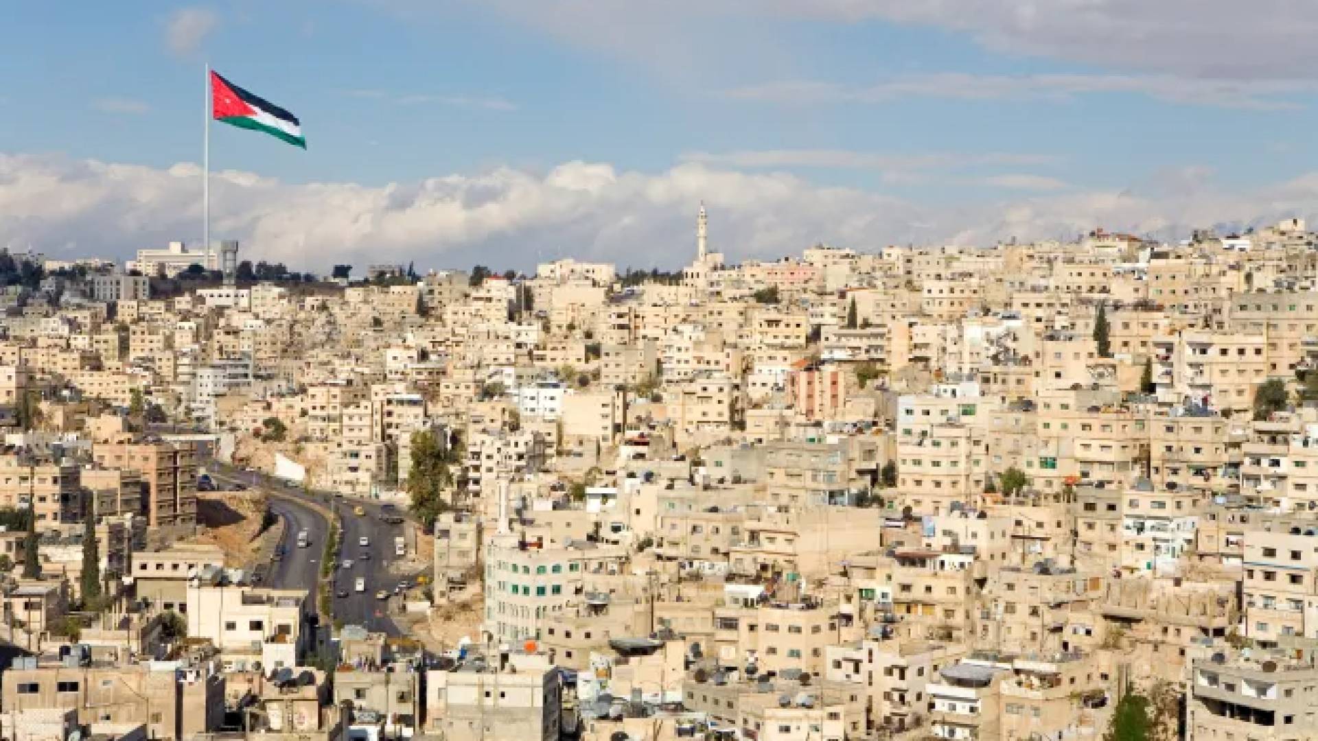 الأردن يعفي الطلبة العراقيين في المدارس من التبرعات المدرسية