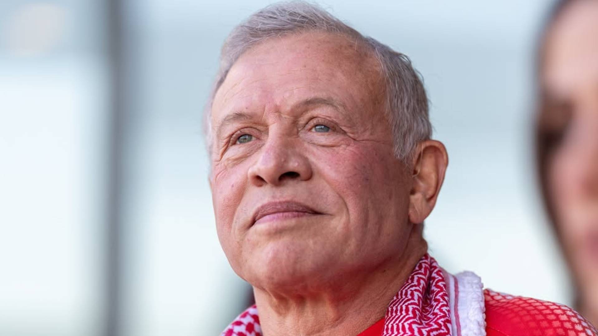 الملك وعدد من الأمراء يؤازرون النشامى من ستاد سان فرانسيسكو