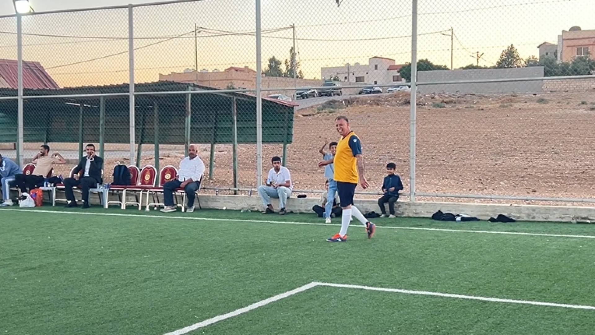 الفراية في مباراة قدامى لاعبي الأندية بالمفرق