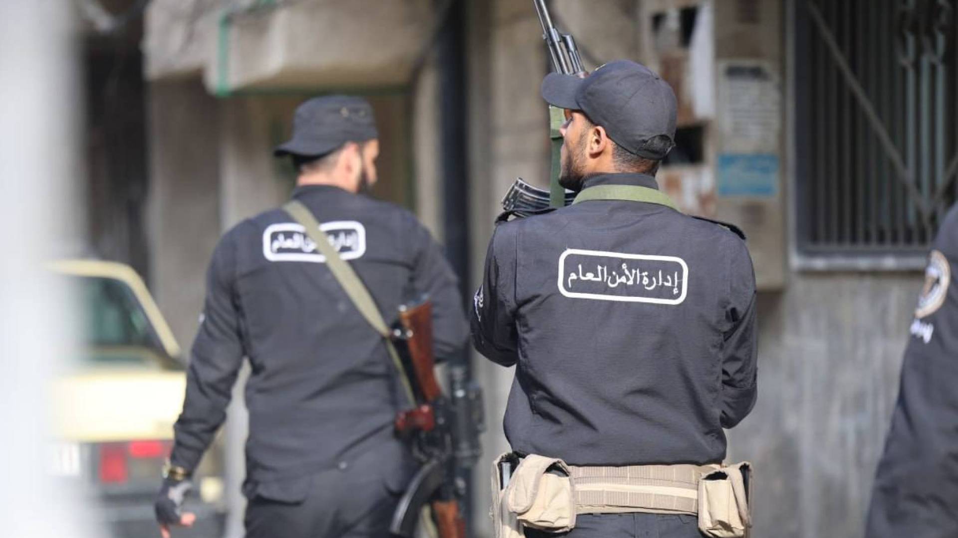 عناصر الأمن السوري