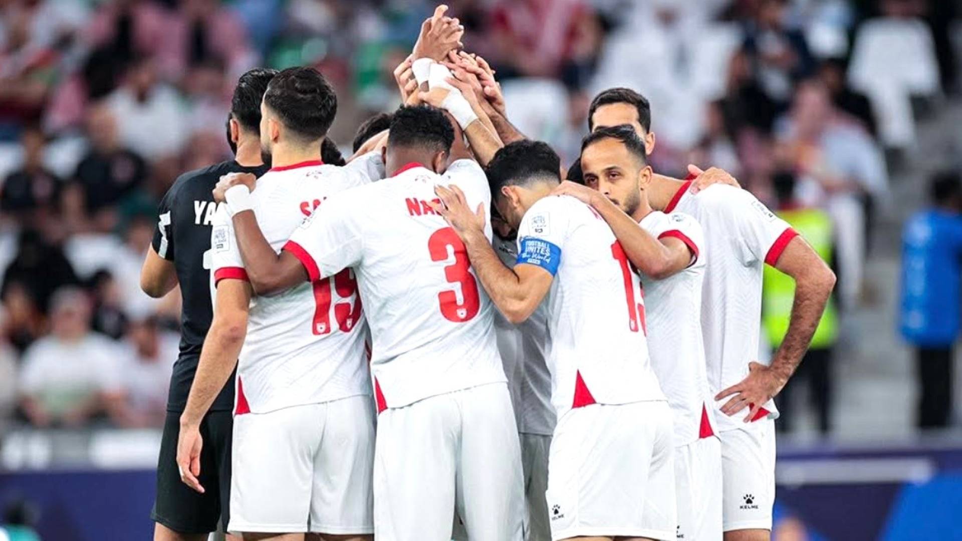 لاعبو المنتخب الوطني