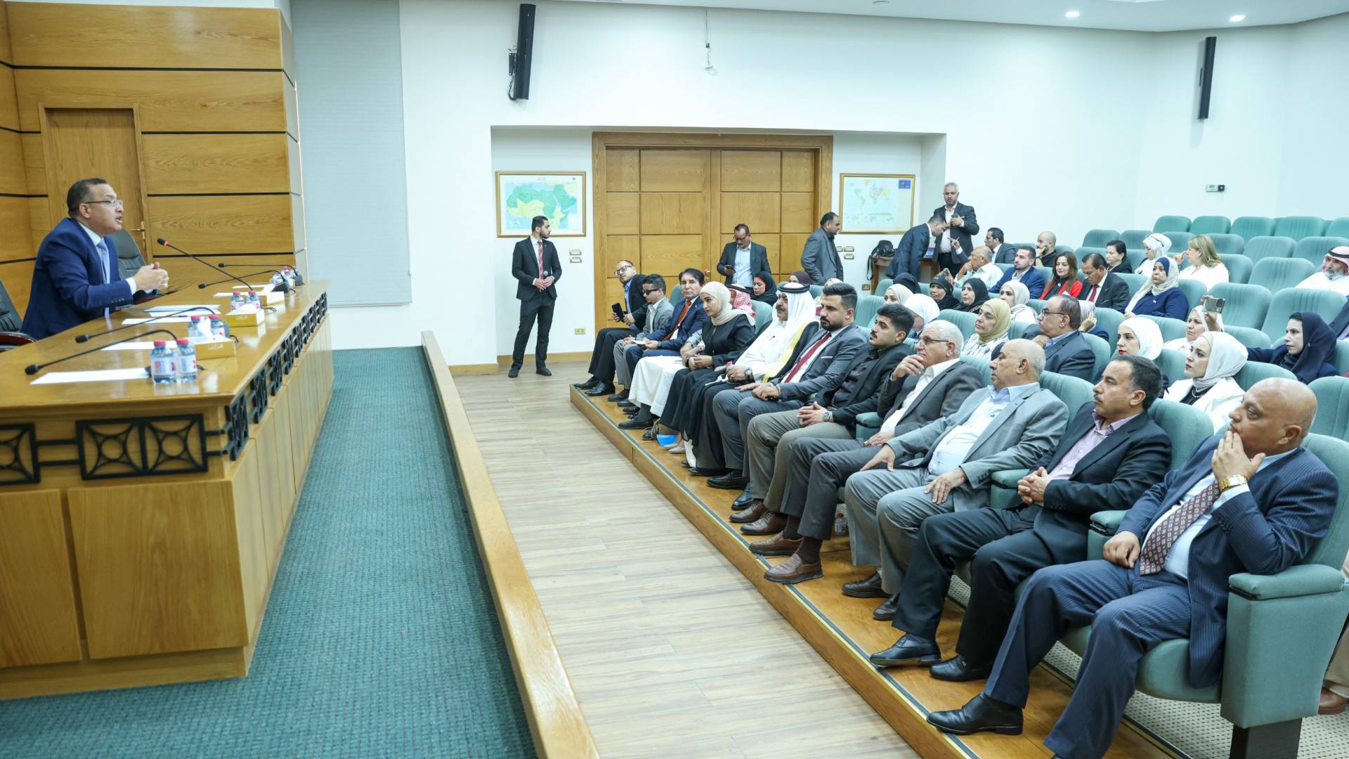 اللجنة الإدارية حريصة على إشراك الميدان في صياغة قانون إدارة محلية عصري