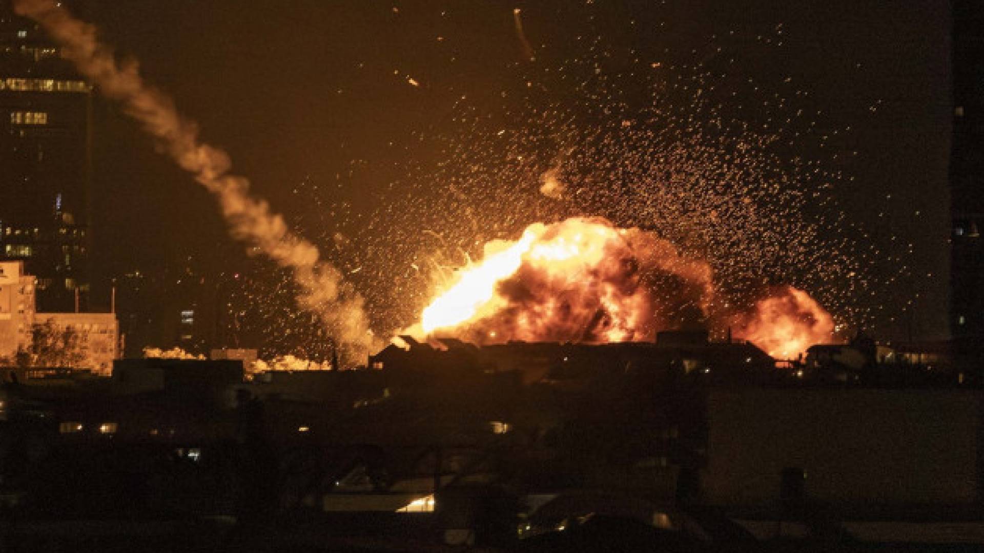 الحرس الثوري يتوعد واشنطن: عملياتنا تركز على تدمير البنية الهجومية الأمريكية بالمنطقة