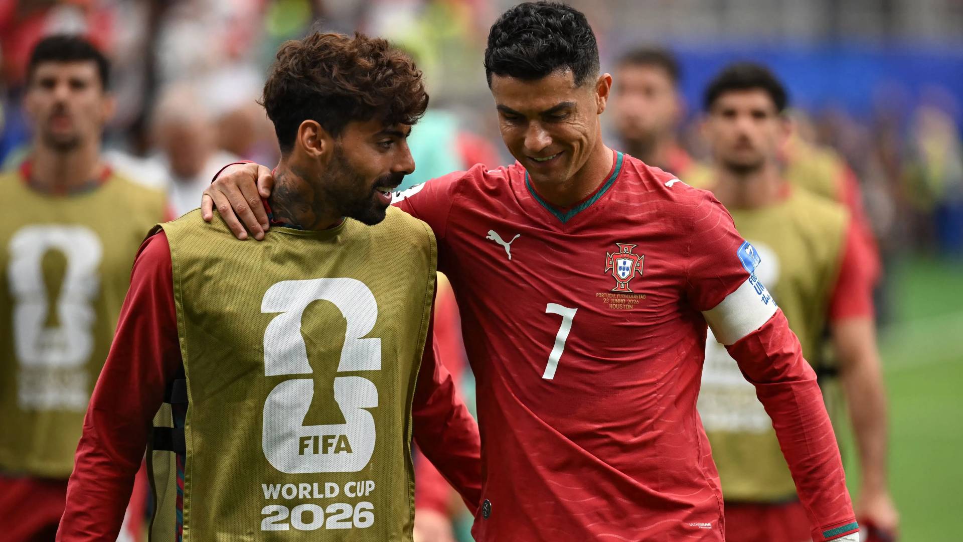 البرتغالي سامو كوستا وكريستيانو رونالدو