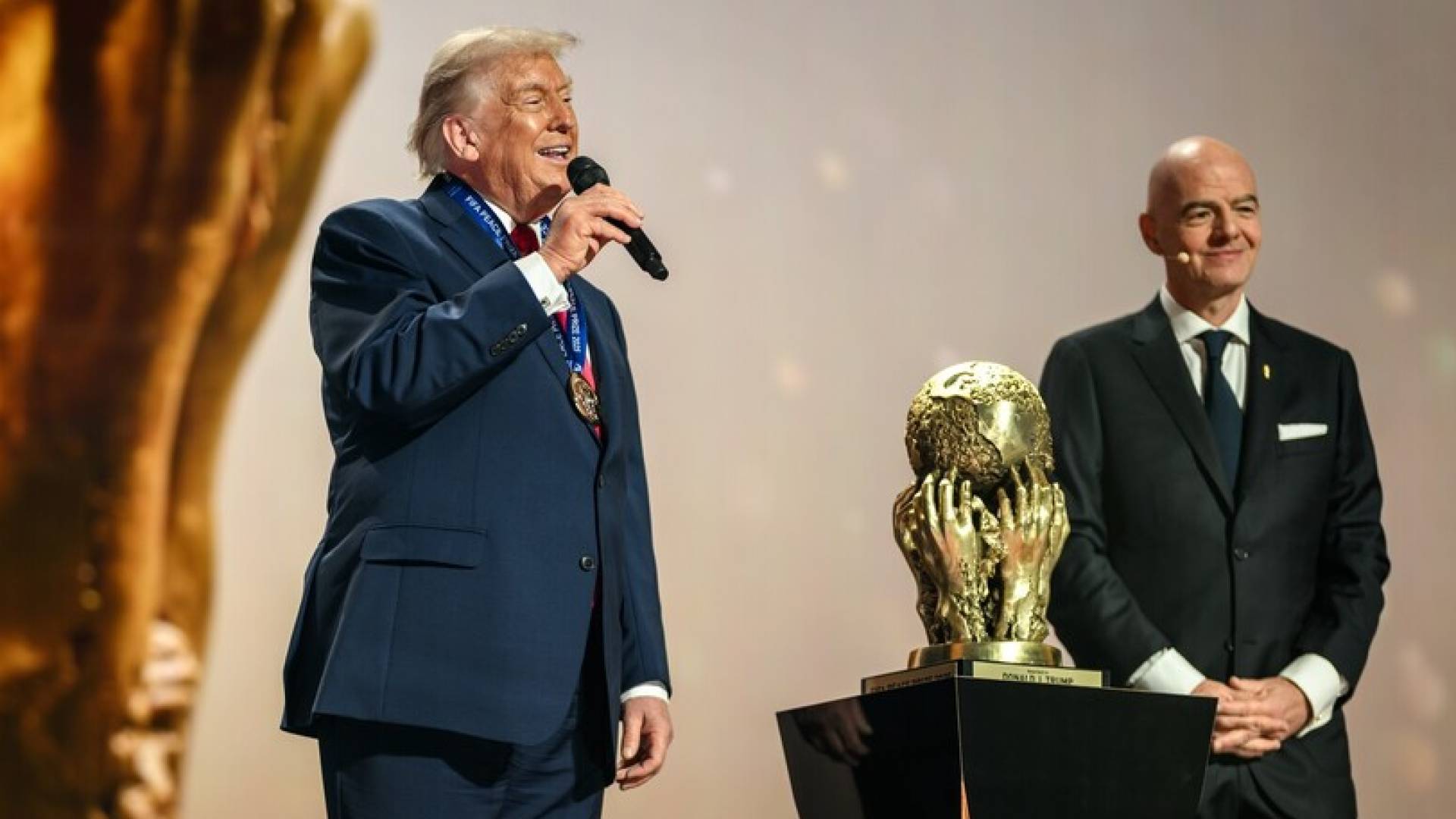 جياني إنفانتينو ودونالد ترمب