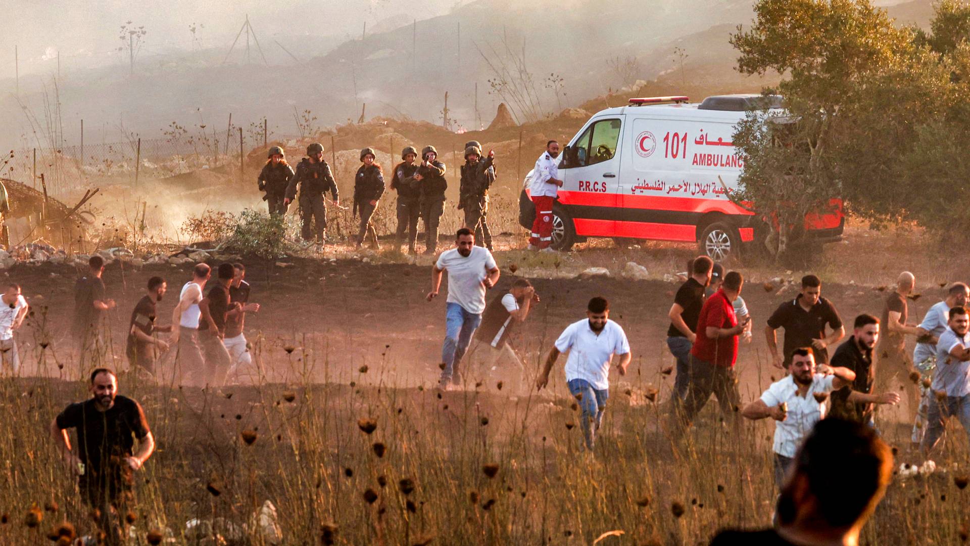 جيش الاحتلال يعتدي على فلسطينيين